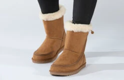 Chestnut BILLY Cozy Boots -Billy Footwear BK21304 250 studio standing 2 940x614 483ac9f6 0f59 4a03 99af cb4cb92e468a