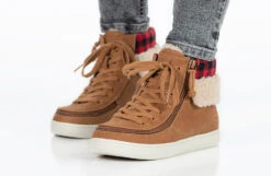 Cognac BILLY Cuffs -Billy Footwear BK22341 211 studio standing 2 940x614 1a2704b8 cde5 4227 9ae2 a069c731c2a0