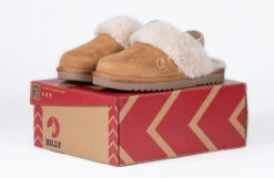 Chestnut BILLY Cozy Sling Scuff -Billy Footwear BK22447 250 Studio 1 940x614 b6f847ee 15c0 4c00 a4b7 d7c9d9cf720a