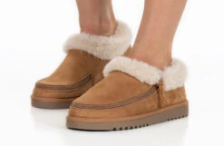 Women's Chestnut BILLY Cozy Slippers -Billy Footwear BW22446 250 studio standing 2 940x614 e82b18c9 43b4 41fc 841e 6081646e462b